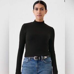NWT GAP Modern cropped mock turtleneck sz L Petite - great for summer nights